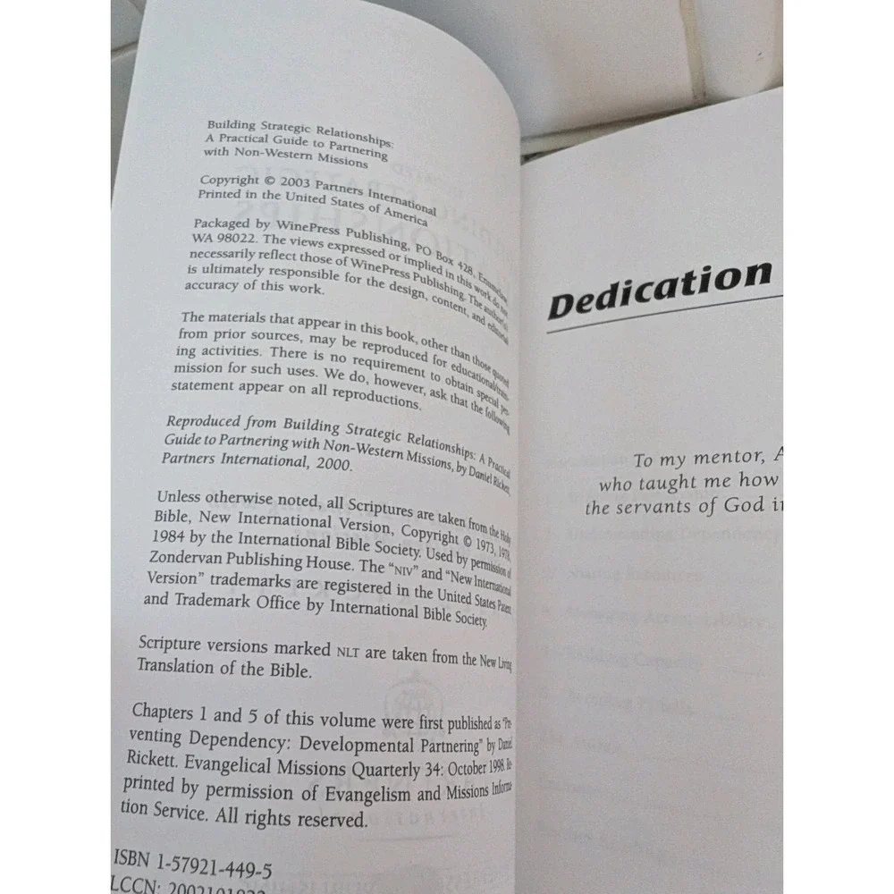 Building Strategic Relationships Missions Daniel Rickett Paperback Book